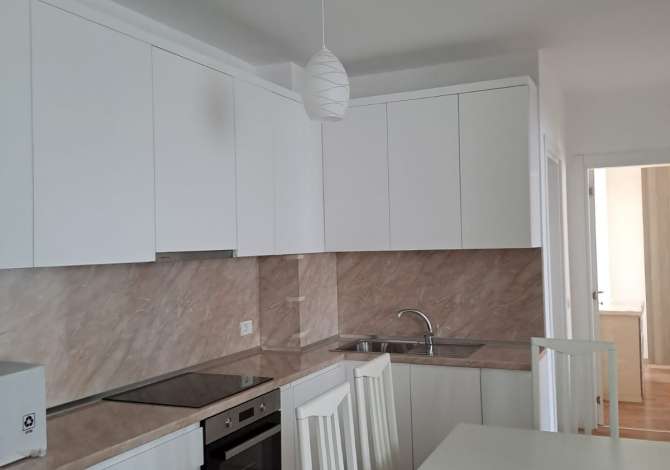Shtepi me qera 2+1 ne Tirane - 550 Euro
