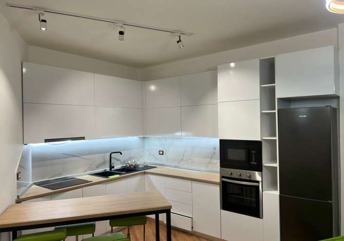 Shtepi me qera 2+1 ne Tirane - 600 Euro