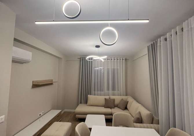 Shtepi me qera 2+1 ne Tirane - 550 Euro