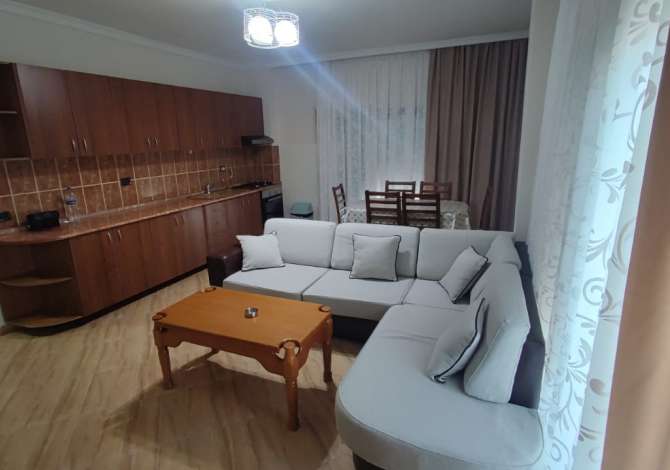Shtepi me qera 2+1 ne Tirane - 45,000 Leke