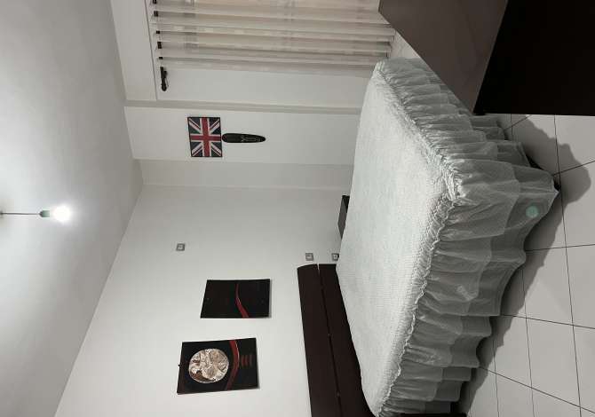 Shtepi me qera 2+1 ne Tirane - 45,000 Leke