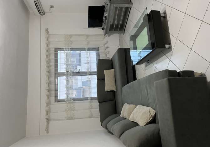 Shtepi me qera 2+1 ne Tirane - 45,000 Leke