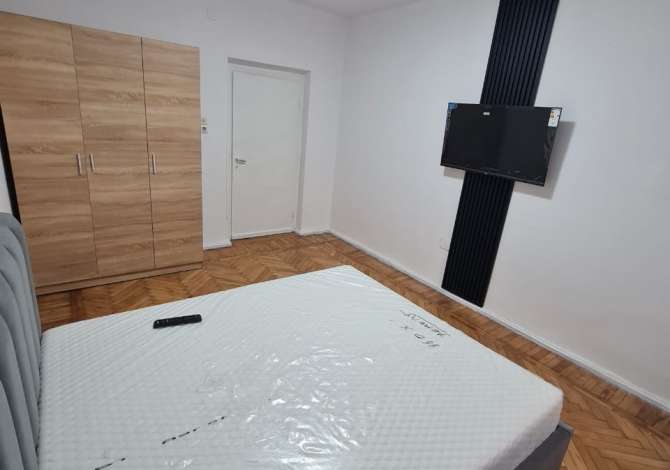 Shtepi me qera Apartament ne Tirane, 2+1, Mobilimi E mobiluar, Pagesa 600  Euro.
