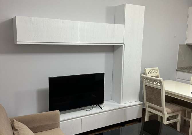 Shtepi me qera 1+1 ne Tirane - 400 Euro
