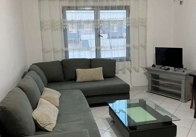 Shtepi me qera 2+1 ne Tirane - 42,000 Leke