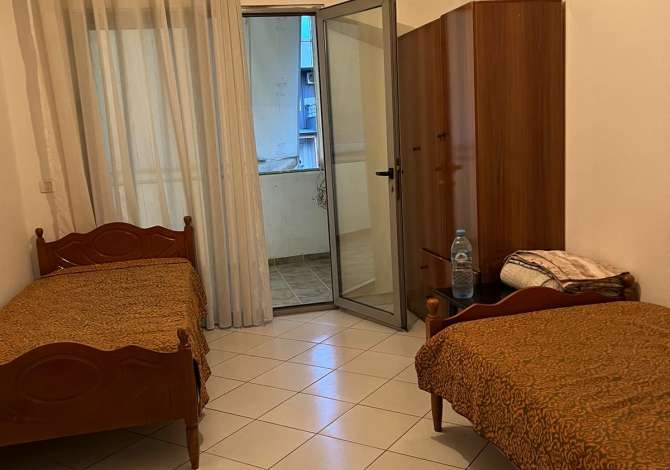 Shtepi me qera 2+1 ne Tirane - 42,000 Leke