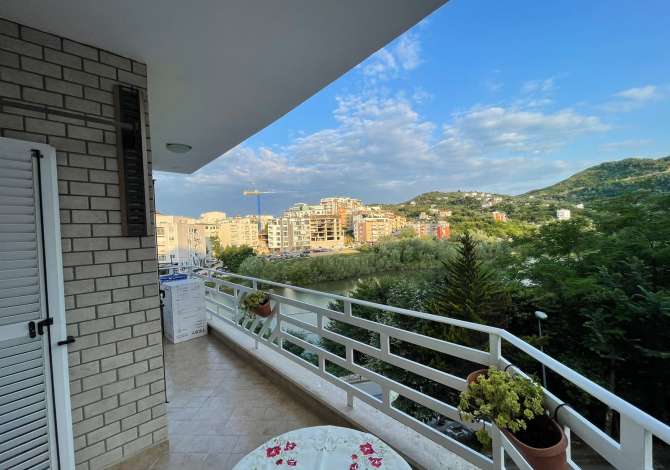 Shtepi me qera Apartament ne Tirane, 1+1, Mobilimi E mobiluar, Pagesa 550  Euro.