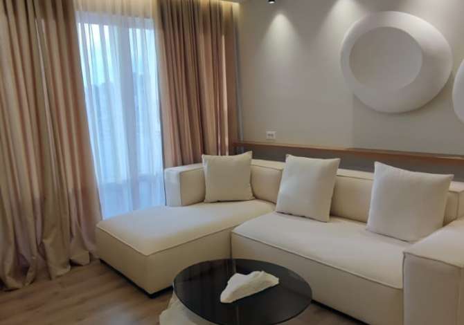 Shtepi me qera Apartament ne Tirane, 1+1, Mobilimi E mobiluar, Pagesa 450  Euro.