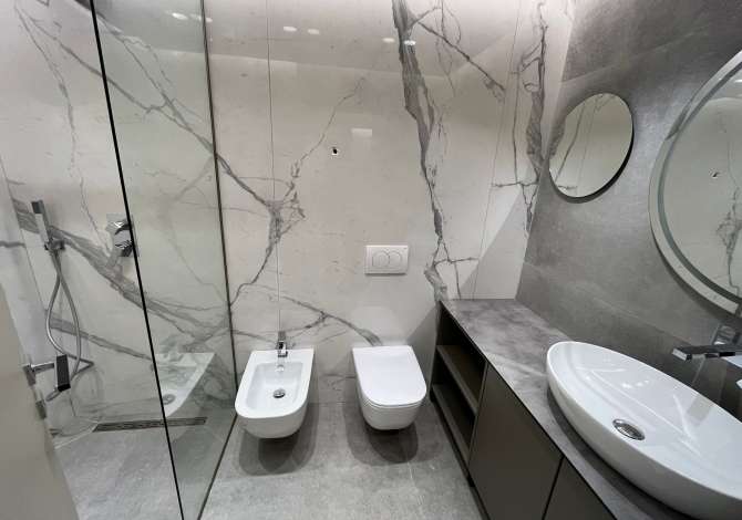 Shtepi me qera Apartament ne Tirane, 3+1, Mobilimi E mobiluar, Pagesa 1,800  Euro.