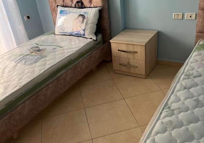 Shtepi me qera 2+1 ne Tirane - 40,000 Leke