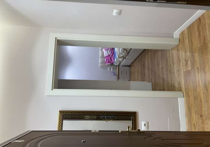 Shtepi me qera Apartament ne Tirane, 2+1, Mobilimi E mobiluar, Pagesa 600  Euro.