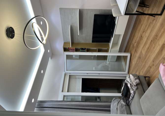 Shtepi me qera 2+1 ne Tirane - 600 Euro