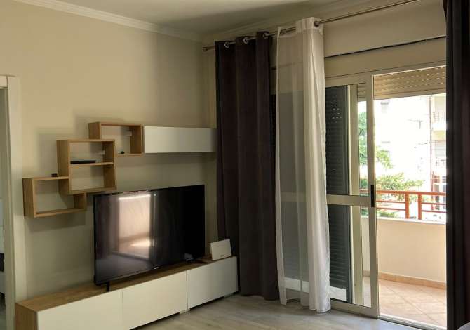 Shtepi me qera 1+1 ne Tirane - 500 Euro