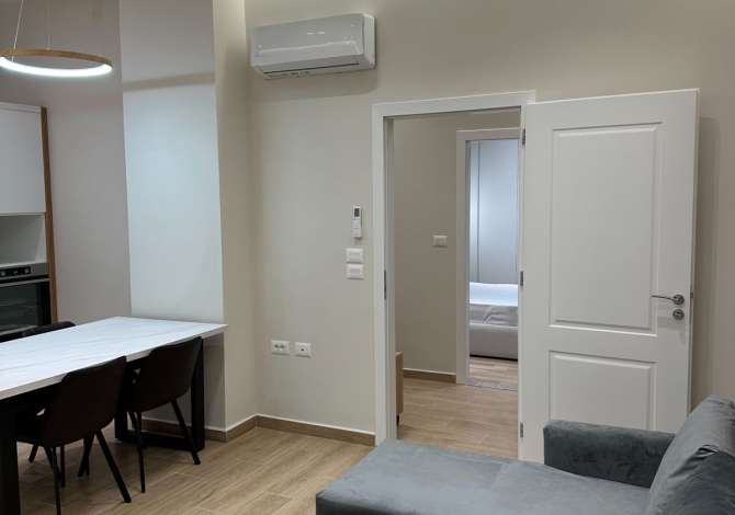 Shtepi me qera 2+1 ne Tirane - 550 Euro