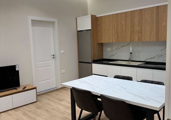 Shtepi me qera 2+1 ne Tirane - 550 Euro