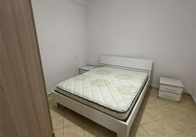 Shtepi me qera 2+1 ne Tirane - 35,000 Leke