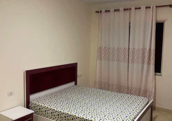 Shtepi me qera 3+1 ne Tirane - 48,000 Leke