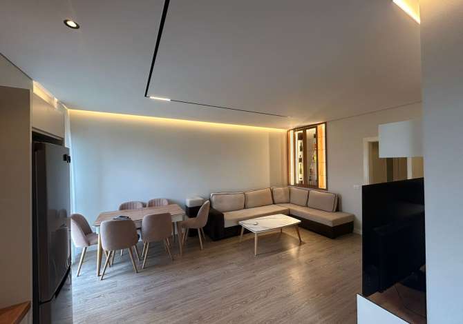 Shtepi me qera 2+1 ne Tirane - 800 Euro