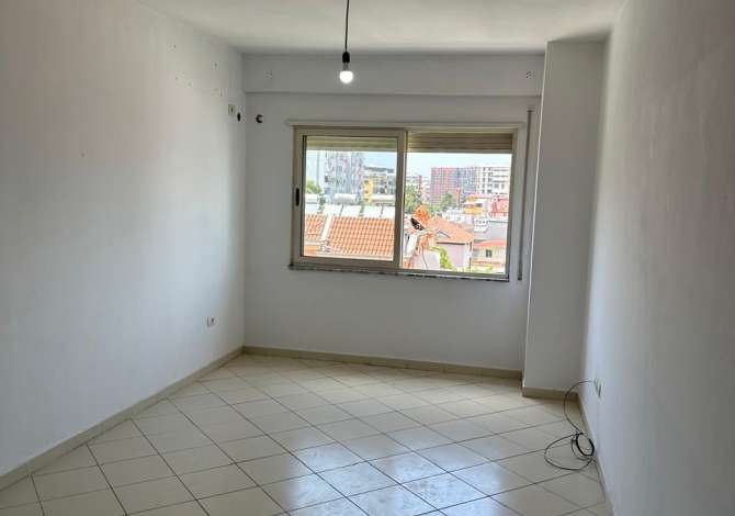 Shtepi ne shitje 2+1 ne Tirane - 135,000 Euro