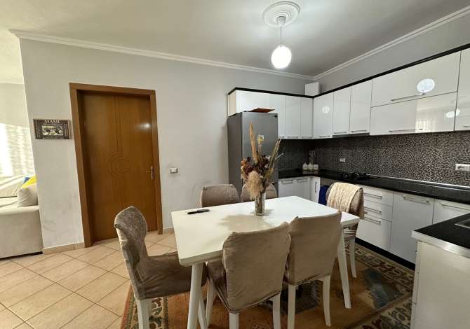 Shtepi me qera 1+1 ne Tirane - 40,000 Leke