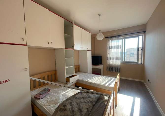 Shtepi me qera 2+1 ne Tirane - 45,000 Leke