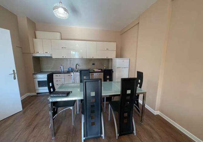 Shtepi me qera 2+1 ne Tirane - 45,000 Leke