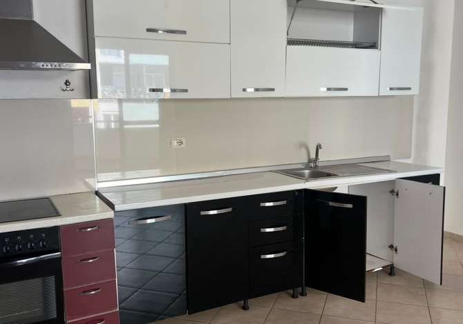 Shtepi me qera 3+1 ne Tirane - 40,000 Leke