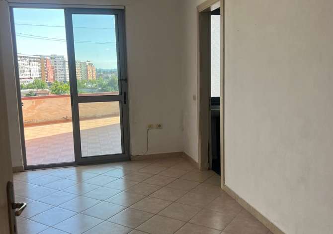 Shtepi me qera 3+1 ne Tirane - 40,000 Leke