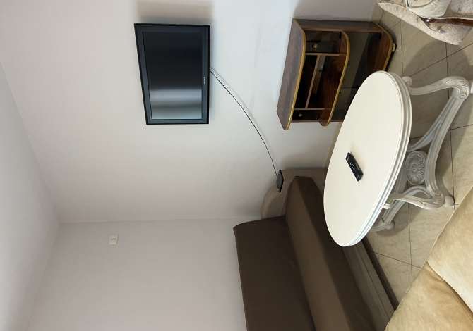 Shtepi me qera 3+1 ne Tirane - 42,000 Leke
