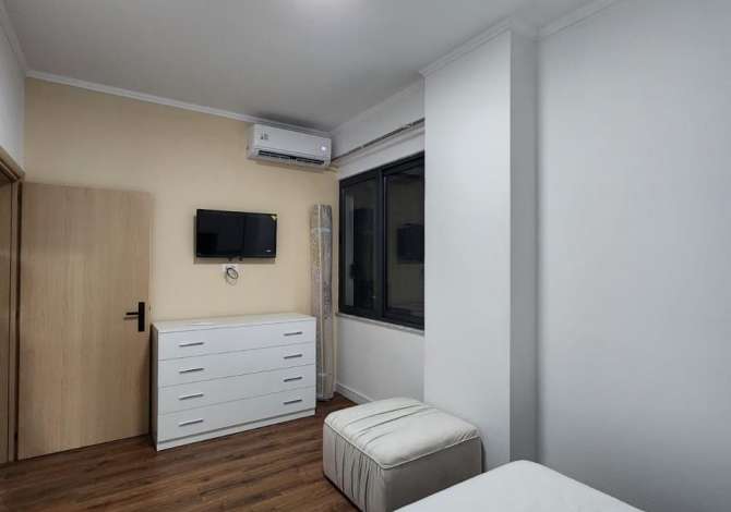 Shtepi me qera Apartament ne Tirane, 2+1, Mobilimi E mobiluar, Pagesa 500  Euro.