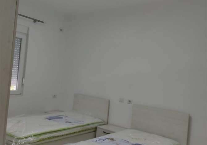 Shtepi me qera Apartament ne Tirane, 2+1, Mobilimi E mobiluar, Pagesa 50,000  Leke.