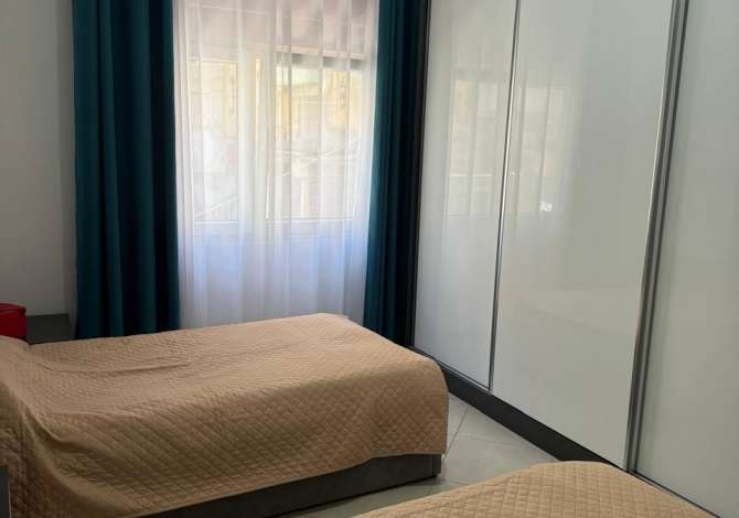 Shtepi me qera Apartament ne Tirane, 2+1, Mobilimi E mobiluar, Pagesa 600  Euro.