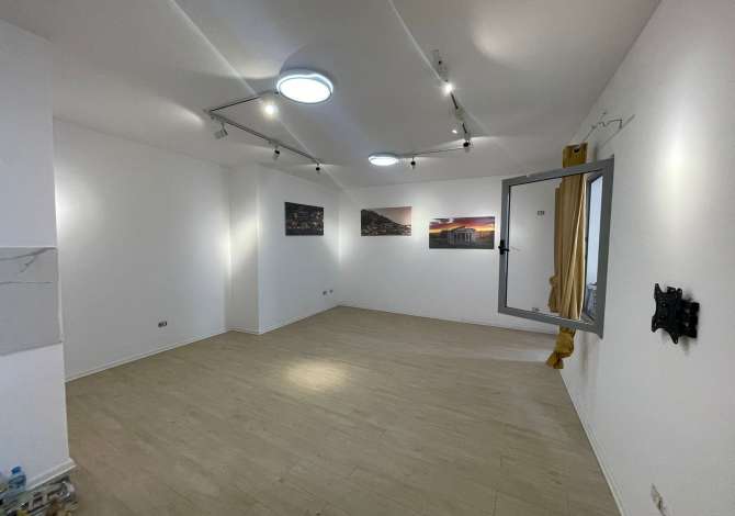 Shtepi ne shitje Apartament ne Tirane, 1+1, Mobilimi Bosh, pa mobiluar, Pagesa 97,500  Euro.