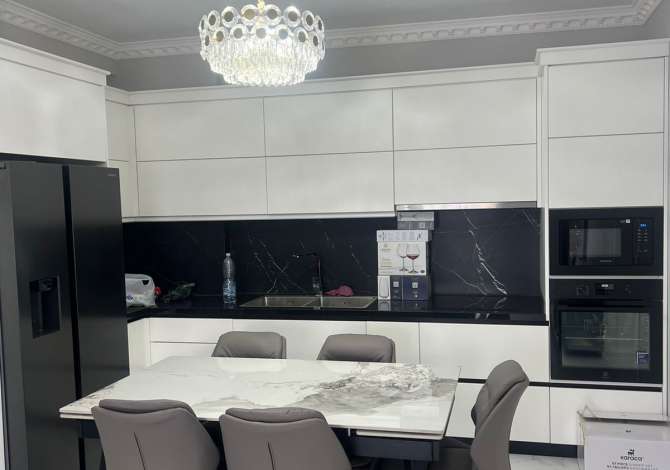 Shtepi me qera 2+1 ne Tirane - 550 Euro
