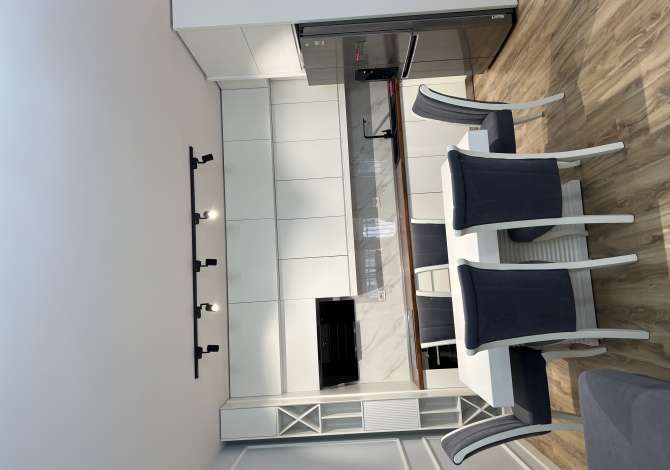 Shtepi me qera 3+1 ne Tirane - 800 Euro