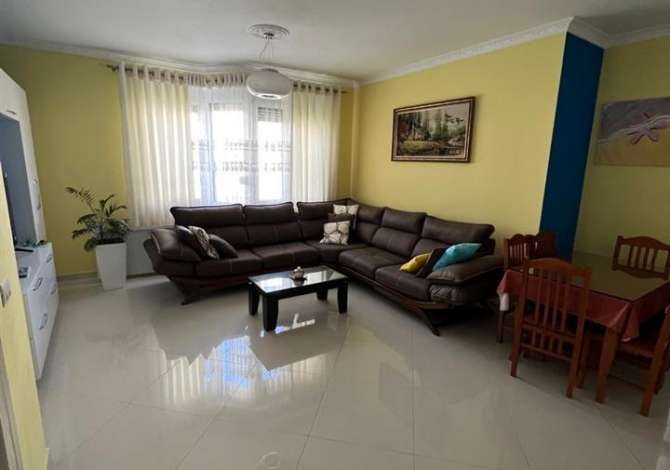 Shtepi me qera Apartament ne Tirane, 2+1, Mobilimi E mobiluar, Pagesa 600  Euro.