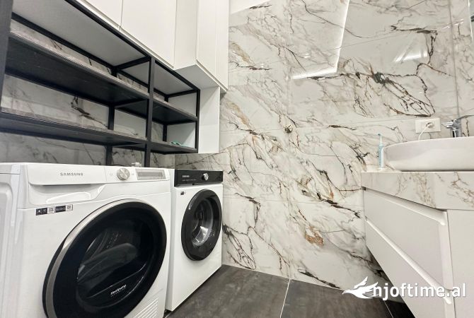 Shtepi me qera Apartament ne Tirane, 2+1, Mobilimi E mobiluar, Pagesa 1,700  Euro.