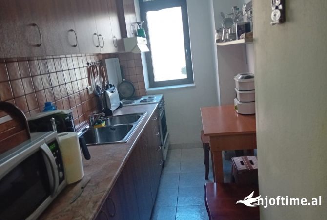 Shtepi ne shitje 1+1 ne Tirane - 120,000 Euro