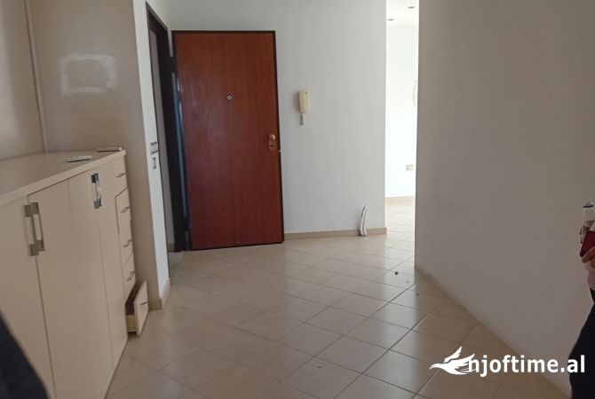 Shtepi ne shitje 1+1 ne Tirane - 148,000 Euro