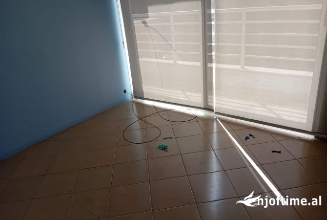 Shtepi ne shitje 1+1 ne Tirane - 148,000 Euro