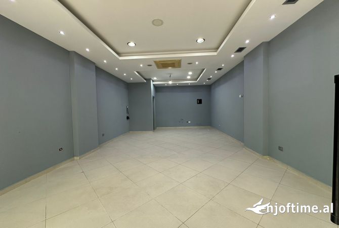 Ambient biznesi ne shitje 1+1 ne Tirane - 132,000 Euro