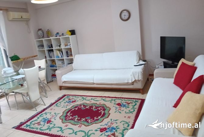 Shtepi ne shitje 1+1 ne Tirane - 125,000 Euro