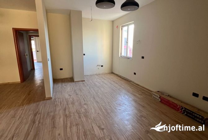 Shtepi ne shitje 2+1 ne Durres - 120,000 Euro