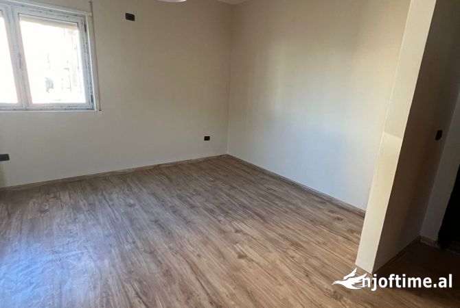 Shtepi ne shitje 2+1 ne Durres - 120,000 Euro