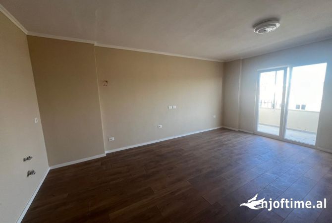 Shtepi ne shitje Garsoniere ne Durres - 65,000 Euro
