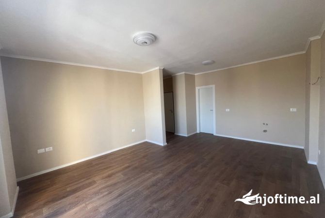 Shtepi ne shitje Garsoniere ne Durres - 65,000 Euro