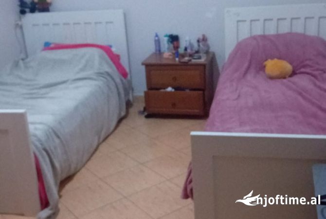 Shtepi ne shitje 2+1 ne Tirane - 175,000 Euro