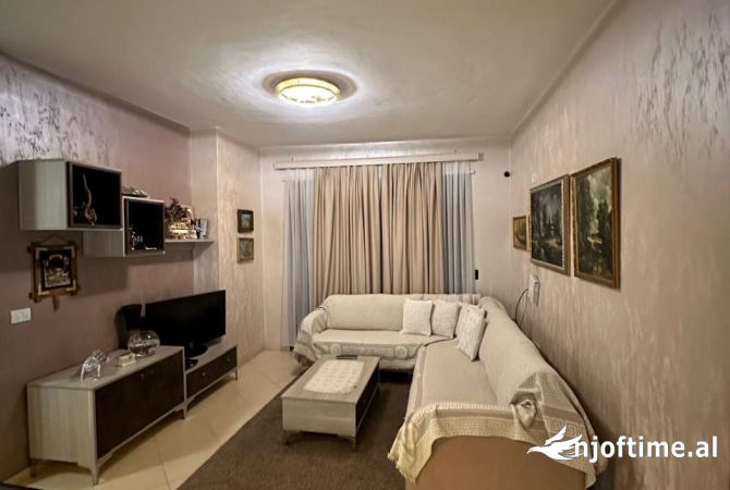 Shtepi ne shitje 3+1 ne Tirane - 139,900 Euro