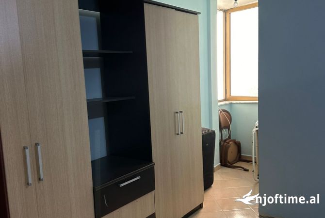 Shtepi ne shitje Apartament ne Durres, 1+1, Mobilimi E mobiluar, Pagesa 75,000  Euro.