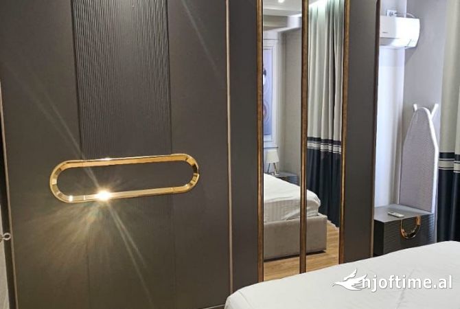 Shtepi me qera Apartament ne Tirane, 1+1, Mobilimi E mobiluar, Pagesa 700  Euro.